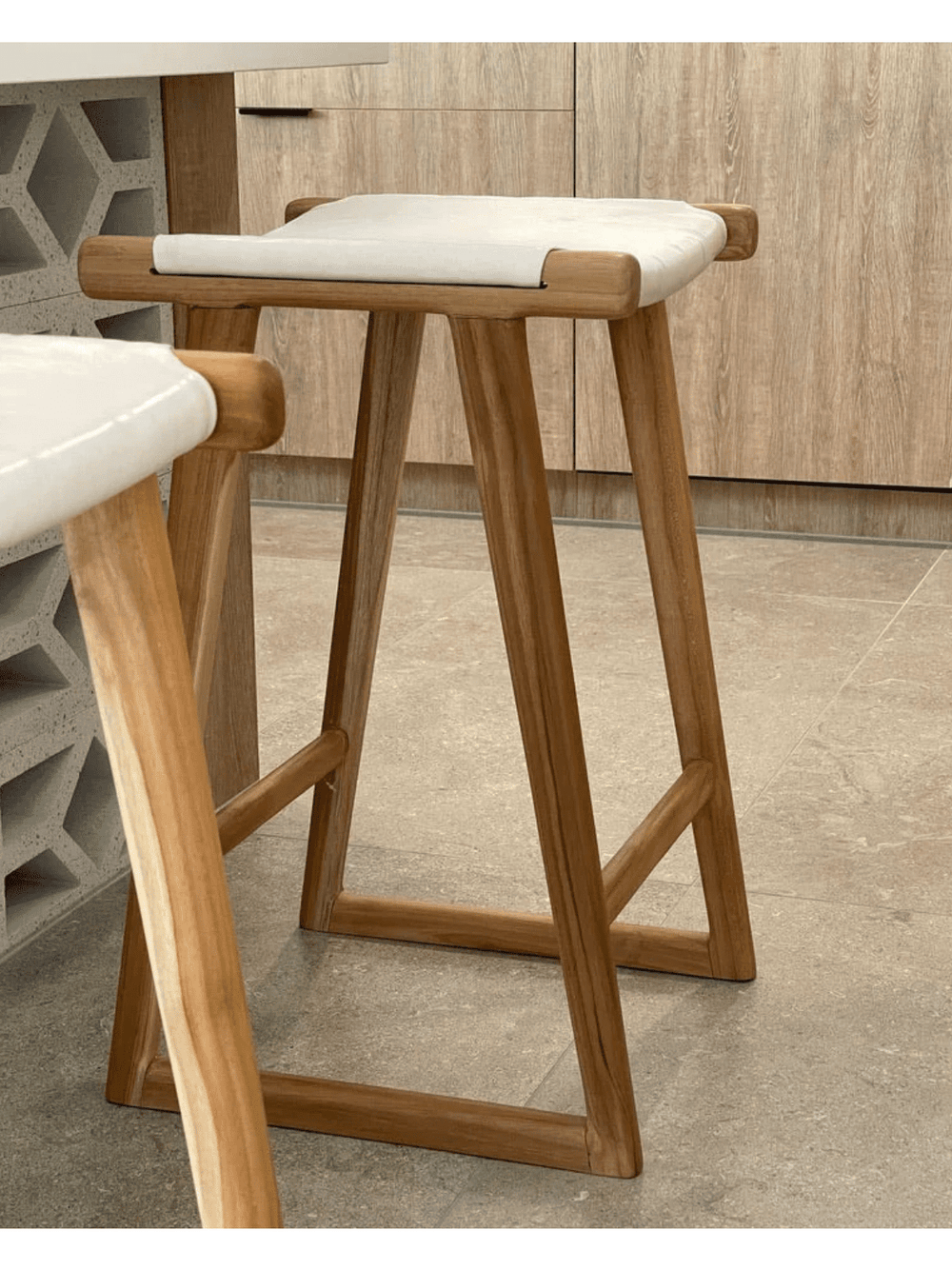 Emma | Kitchen Stool