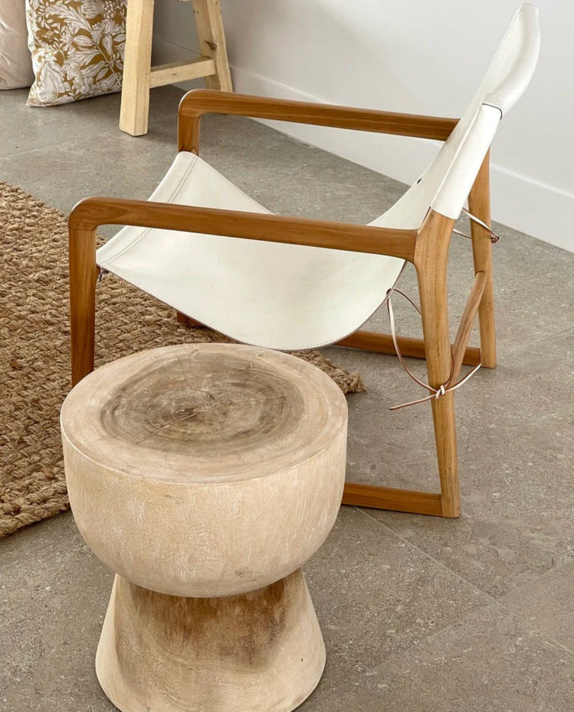 Molly | Side Table Suar Timber